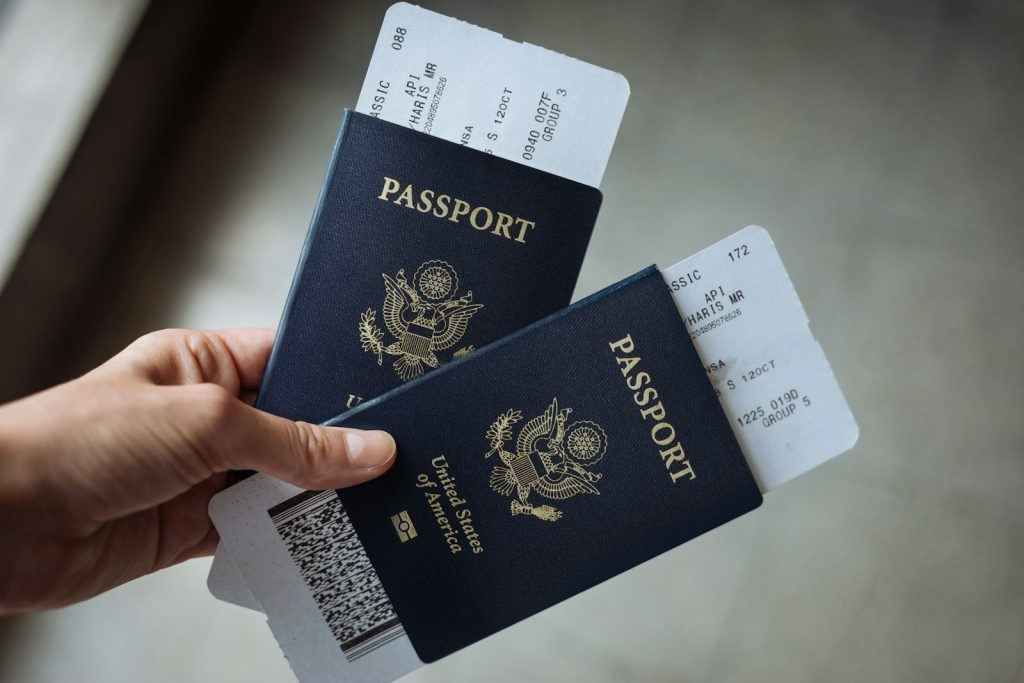 Second Home Visa vs KITAS Indonesia